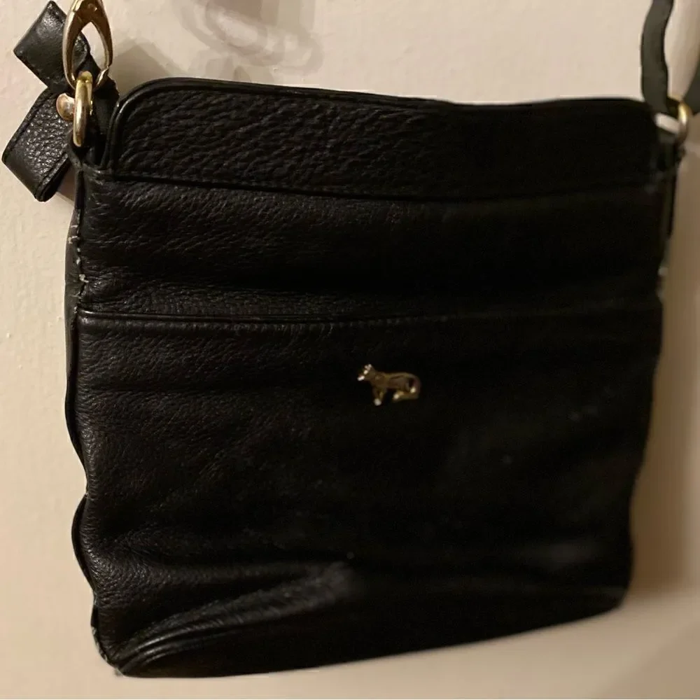 🎁Women’s EMMA FOX Leather Fashion Designer Handbag with Metal Decor 🛍️